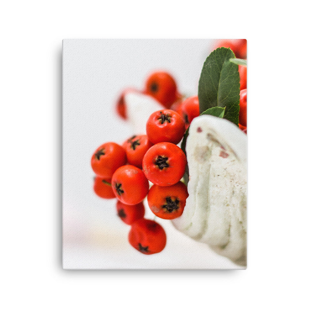 Leinwand - Red Berries Kuratoren von artlia 41x51 cm artlia