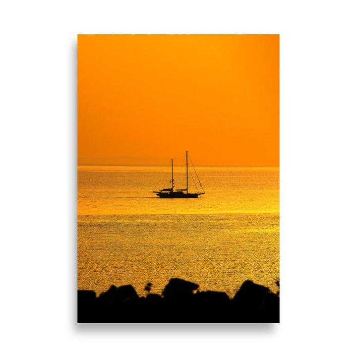 Poster - a ship on golden sea Kuratoren von artlia 70×100 cm artlia