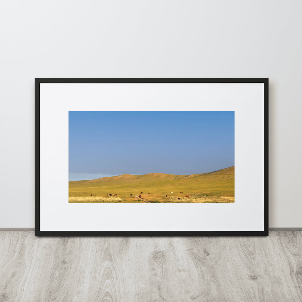 Poster mit Passepartout - Steppe on a calm morning, Mongolia Young Han Song artlia