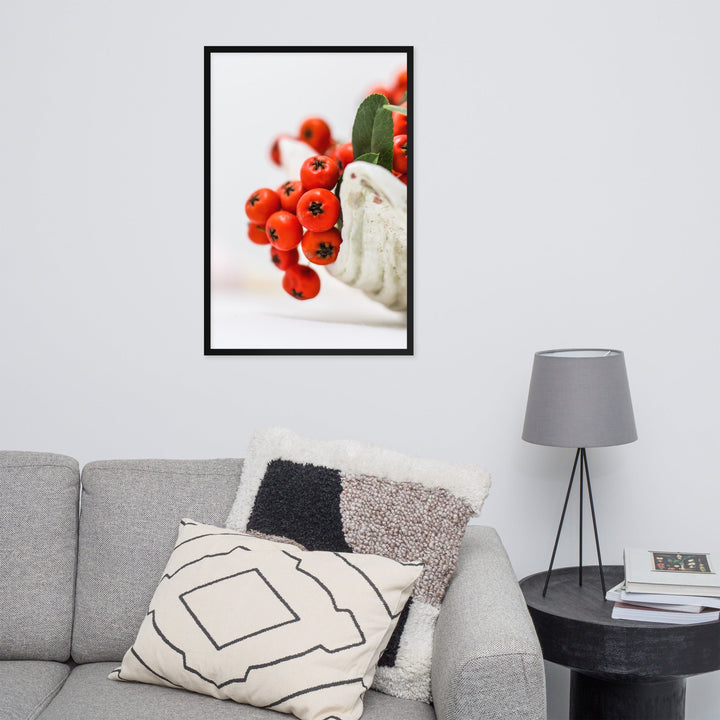 Poster mit Rahmen - Red Berries Kuratoren von artlia artlia