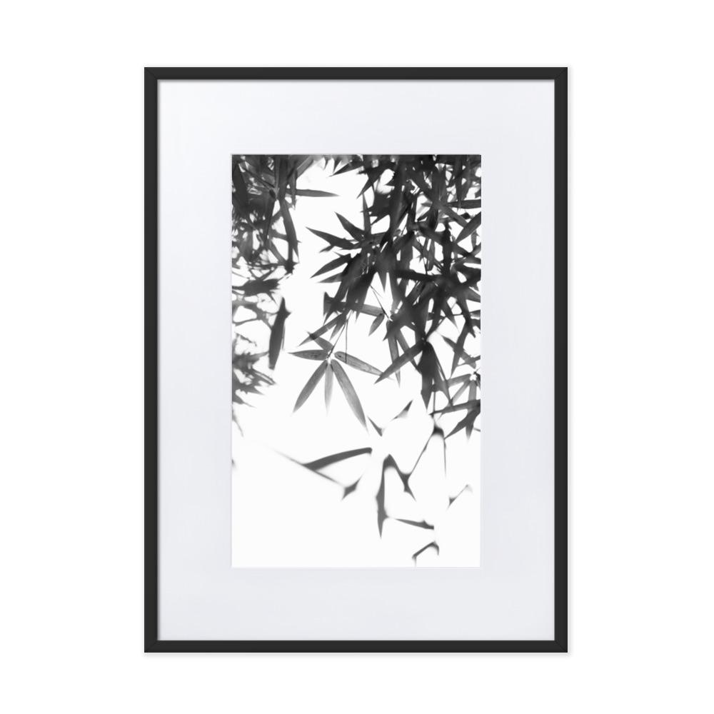 Bamboo Leaves Bambusblätter - Poster im Rahmen mit Passepartout artlia Schwarz / 50×70 cm artlia