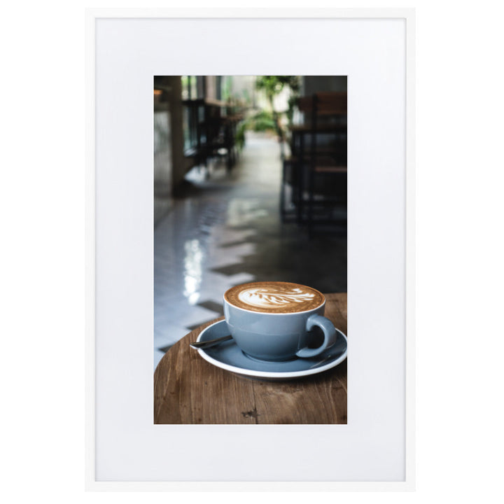 Cappuccino in Café - Poster im Rahmen mit Passepartout Kuratoren von artlia Weiß / 61×91 cm artlia