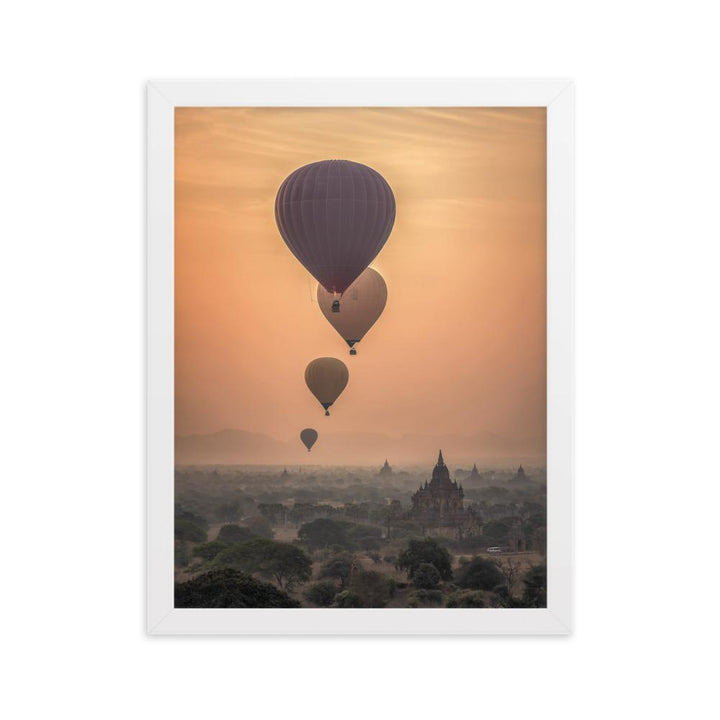Heißluftbalons hot air balloons - Poster im Rahmen artlia Weiß / 30×40 cm artlia