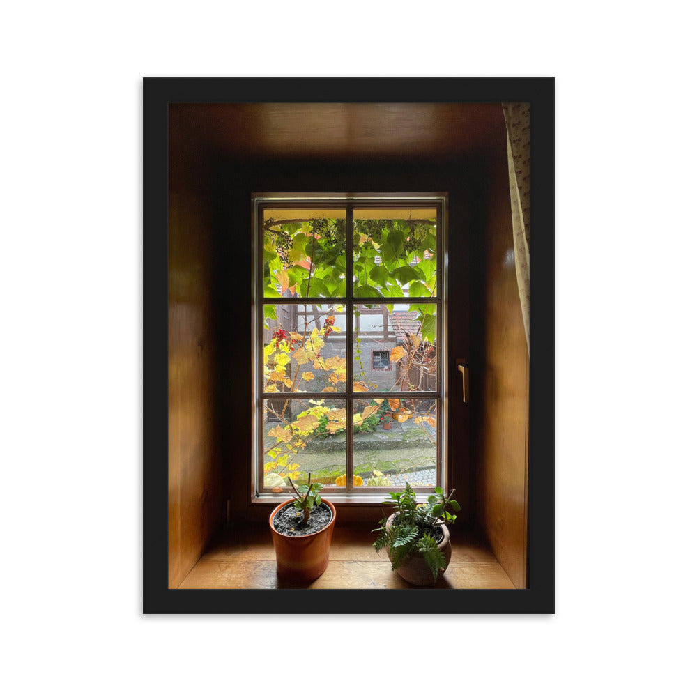 Herbstfenster Margersdorf - Poster im Rahmen Kuratoren von artlia Schwarz / 30×40 cm artlia