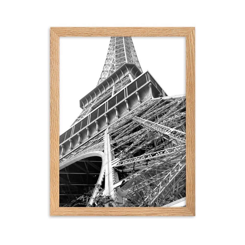 Paris Eiffel Tower - Poster im Rahmen artlia Oak / 30×40 cm artlia