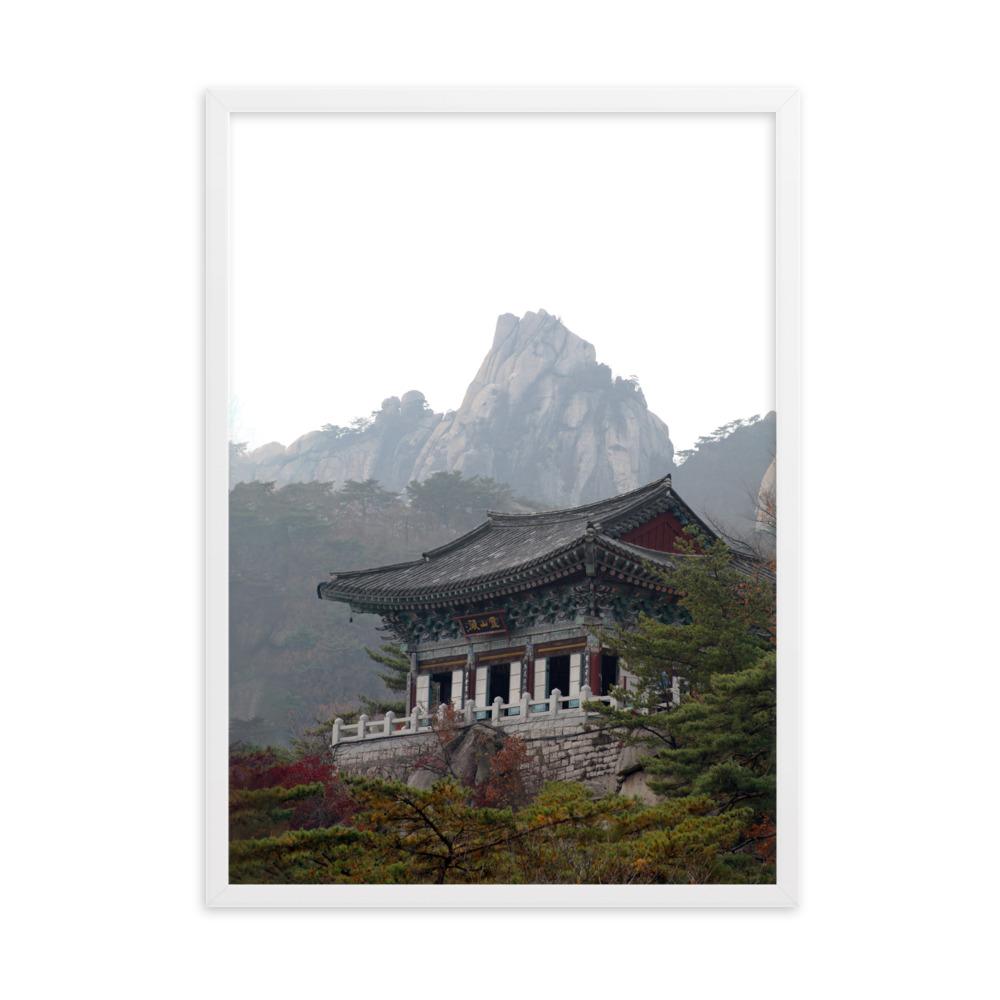 Temple in the mountain Tempel im Berg - Poster im Rahmen artlia Weiß / 50×70 cm artlia