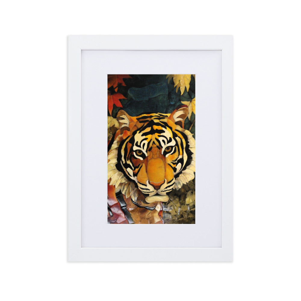 Tiger in Autumn - Poster im Rahmen mit Passepartout Kuratoren von artlia Weiß / 21×30 cm artlia