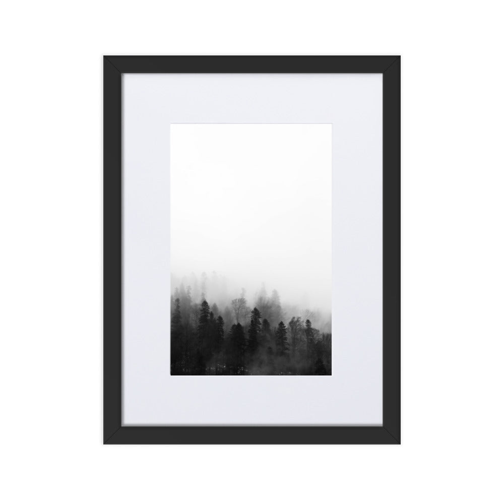 Wald im Nebel - Poster im Rahmen mit Passepartout Kuratoren von artlia Schwarz / 30×40 cm artlia