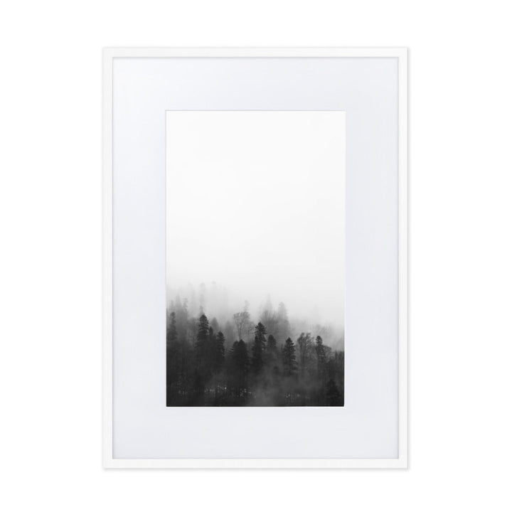 Wald im Nebel - Poster im Rahmen mit Passepartout Kuratoren von artlia Weiß / 50×70 cm artlia